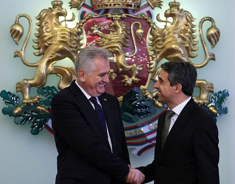 България ще настоява Сърбия да е в ЕС до края на 2013г.