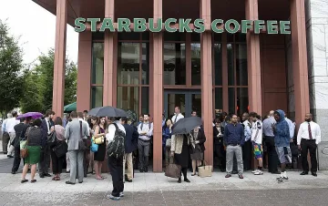 Старбъкс помоли клиентите си да не идват въоръжени