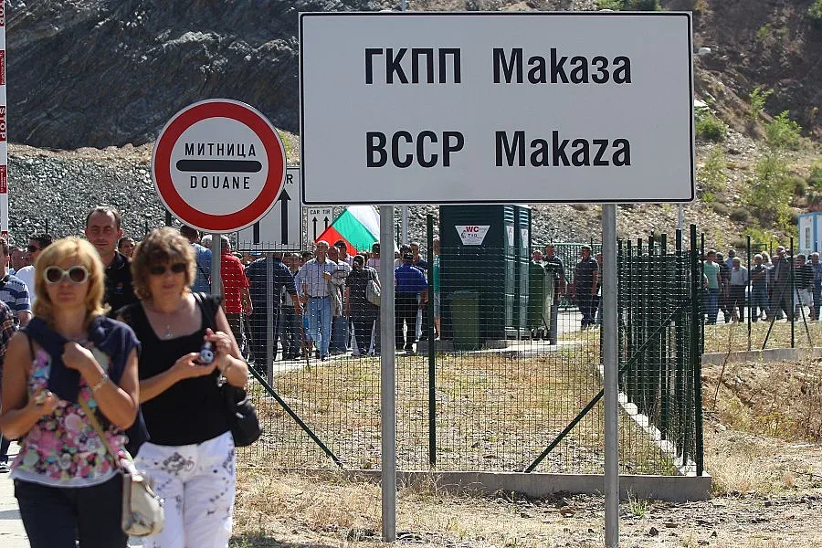 Над  8 000 автомобила през „Маказа-Нимфея“ за седмица