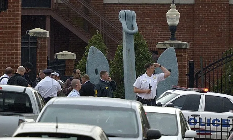 Руски депутат се присмя на САЩ за клането