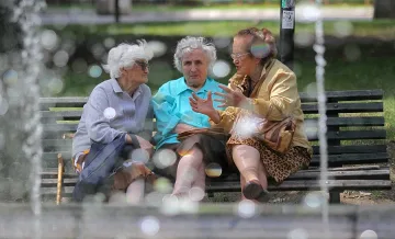 Нов вариант: 880 лв. таван на старите пенсии