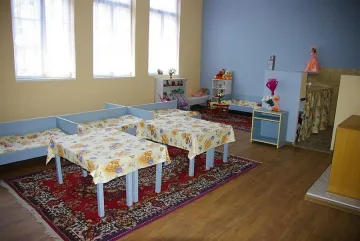 Превърнаха старо училище в детска вила