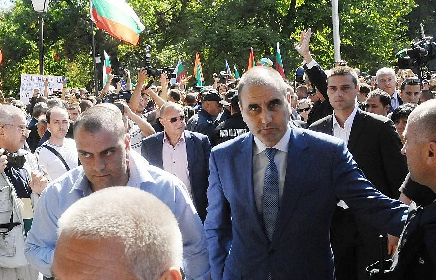 ГЕРБ внасят вот на недоверие към кабинета