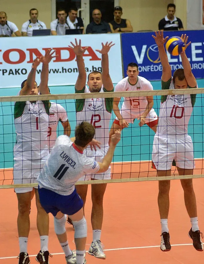 200 000 лв. за волейболистите