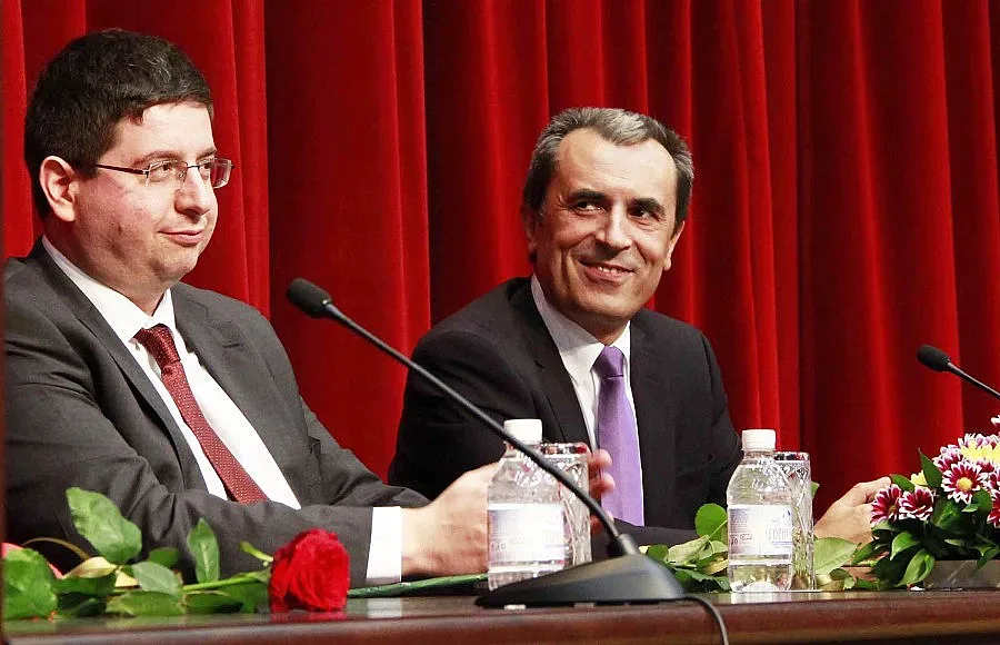 Вдигат минималната заплата догодина през 2014