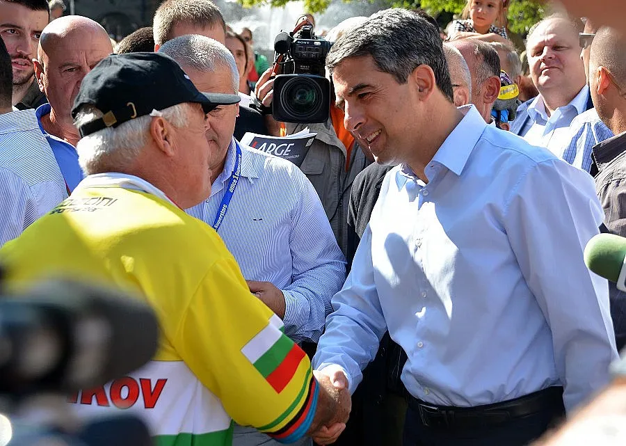 Над 230 на дебат с Плевнелиев утре