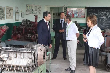 Плевнелиев е за спешна промяна в професионалното образование