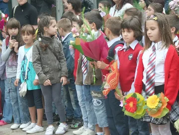 Първи учебен ден за 755 хиляди ученици