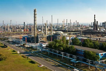 "ЛУКОЙЛ Нефтохим Бургас" готов за европейски лидер