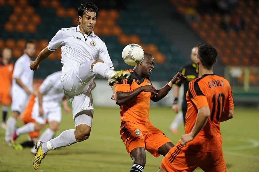 "Литекс" ще рекламира автомобили