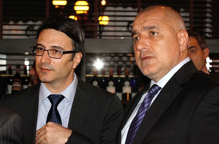 Трайков: Задкулисието в България следва целите си