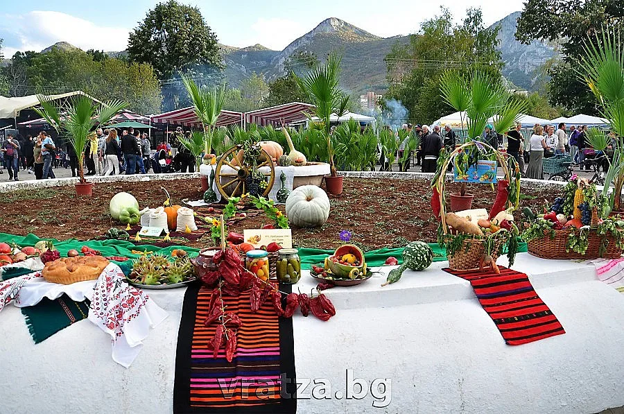 Читалища се хвалят с гигантски зарзават