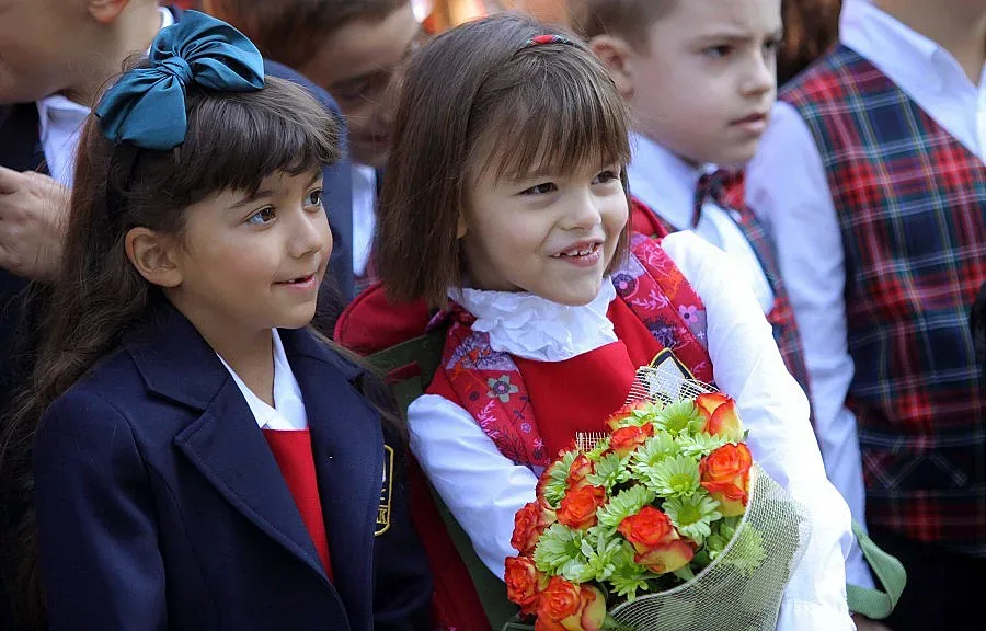 Преди първия учебен ден: Цветята скачат с 2 лв.