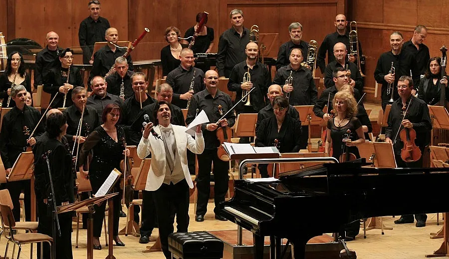 Дъждът не спря Фортисимо