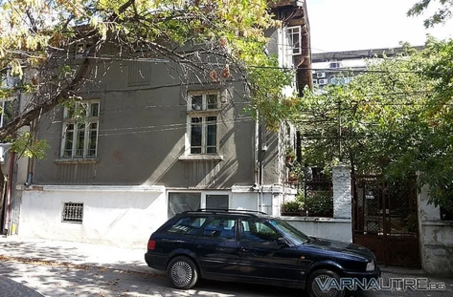 Троен пъзел за убийството във Варна