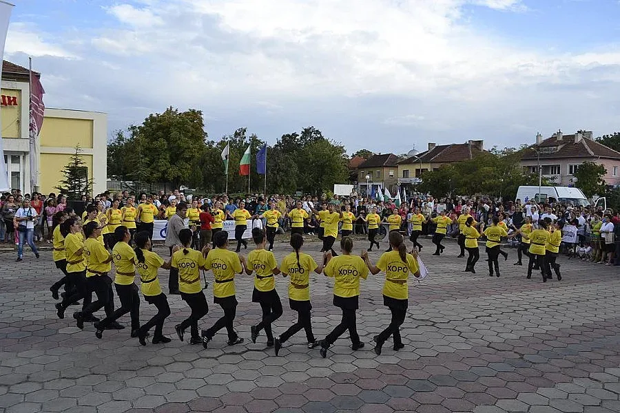 В Козлодуй тропнаха хоро за Гинес