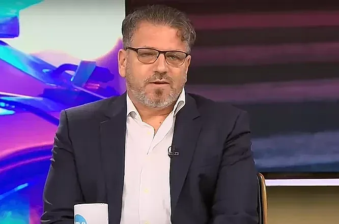 Калин Георгиев: Политиците унищожават всичко в себе си и нас