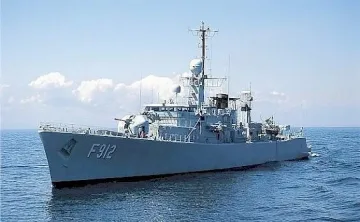 Руски ескадрен миноносец се насочва към Сирия