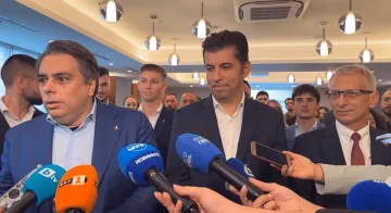 Искрено и лично. Кирил Петков пише писмо на Борисов