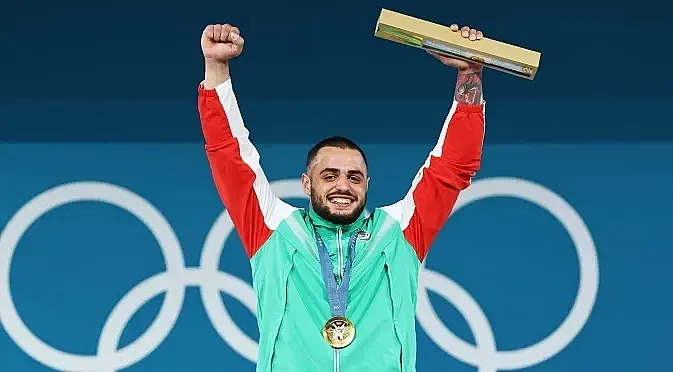 Съдбоносно решение! Отказва ли се завинаги този олимпийски шампион