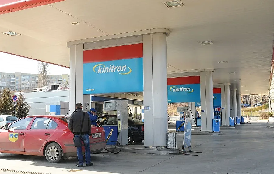 Разбиха банда за кражби на гориво