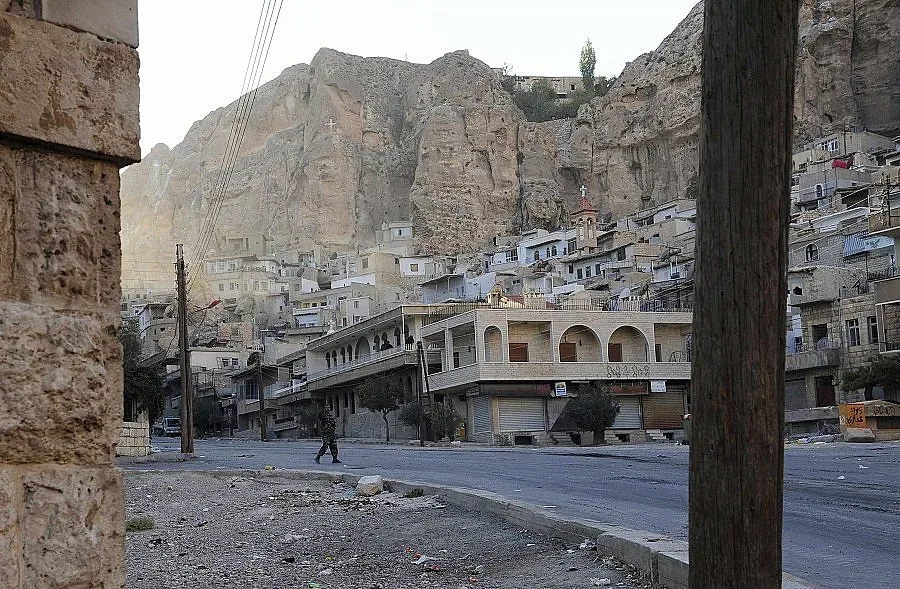 Химическите оръжия на Дамаск разнесени на 50 места