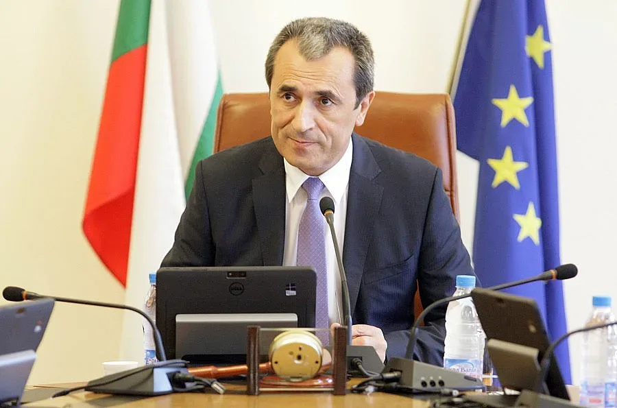 100 дни в окото на бурята