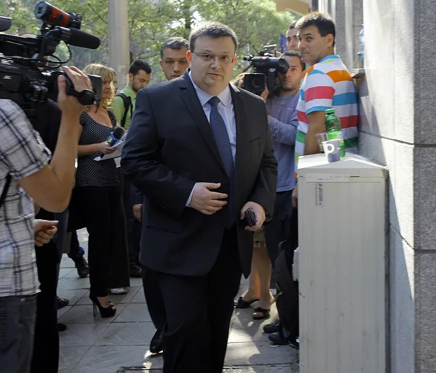 ДАНС проверява сигнал на Ситнилски срещу ВСС