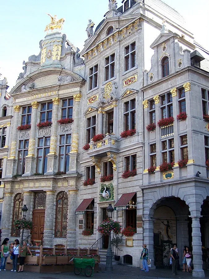 Продадоха кръчмата на Карл Маркс