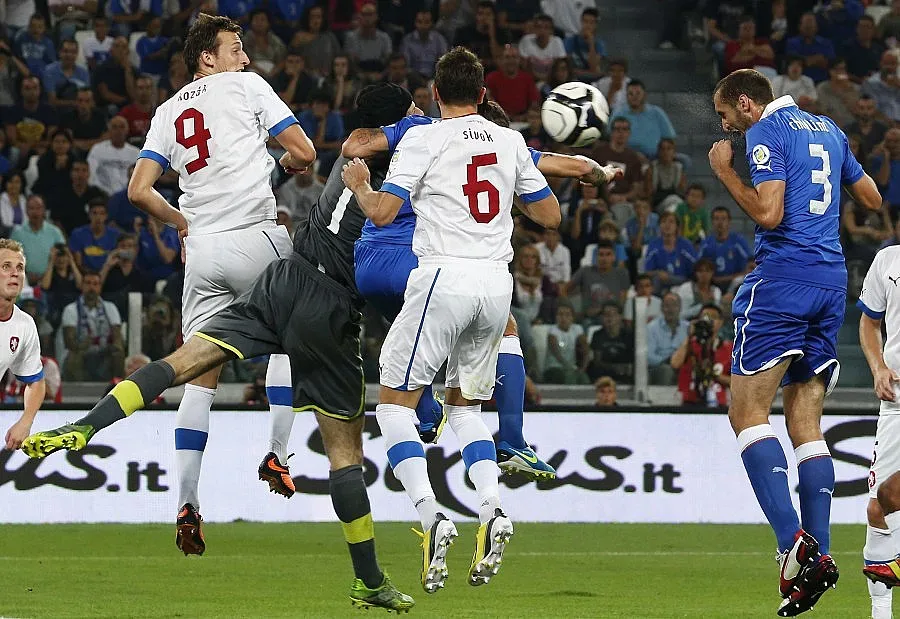 Арести за черно тото разтърсиха Чехия преди мача с България