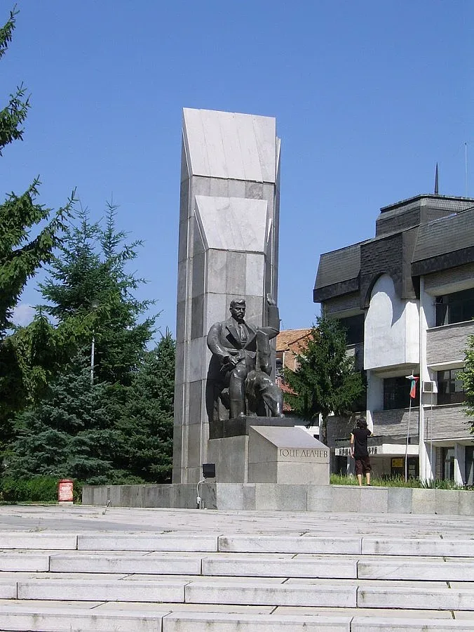 Градът на Гоце бесен на Скопие