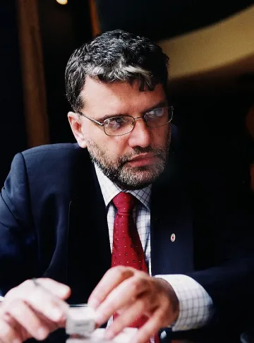 Политиката нахлу в шоуто