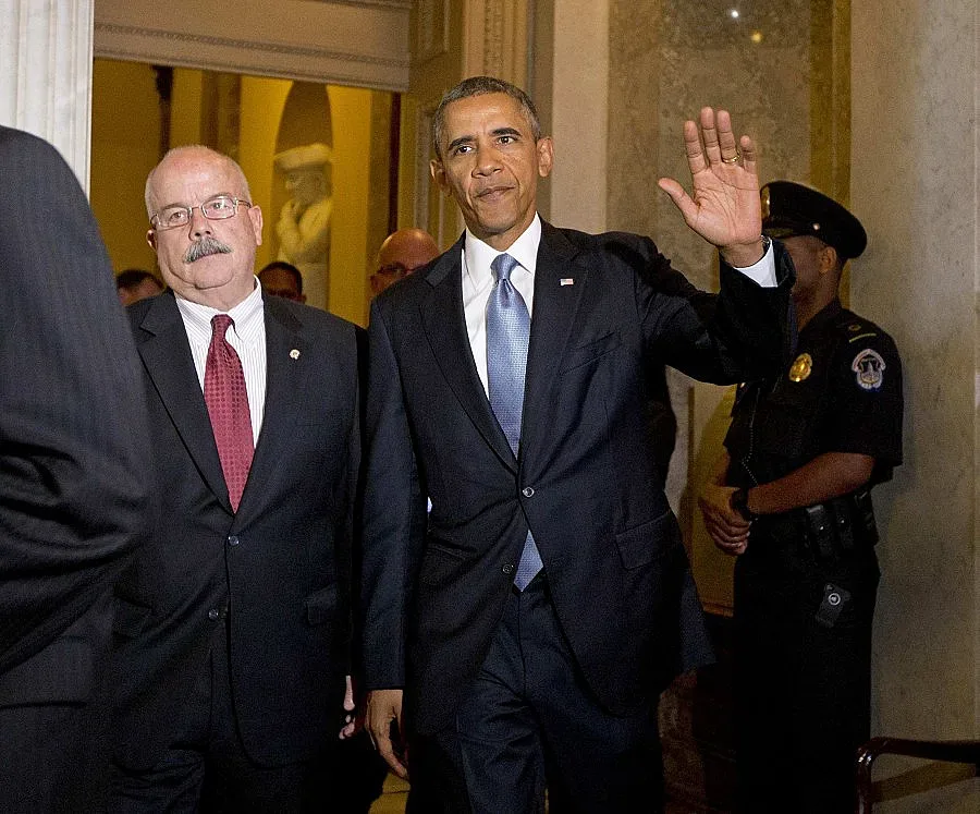 Обама с военна дипломация за Сирия (ОБЗОР)