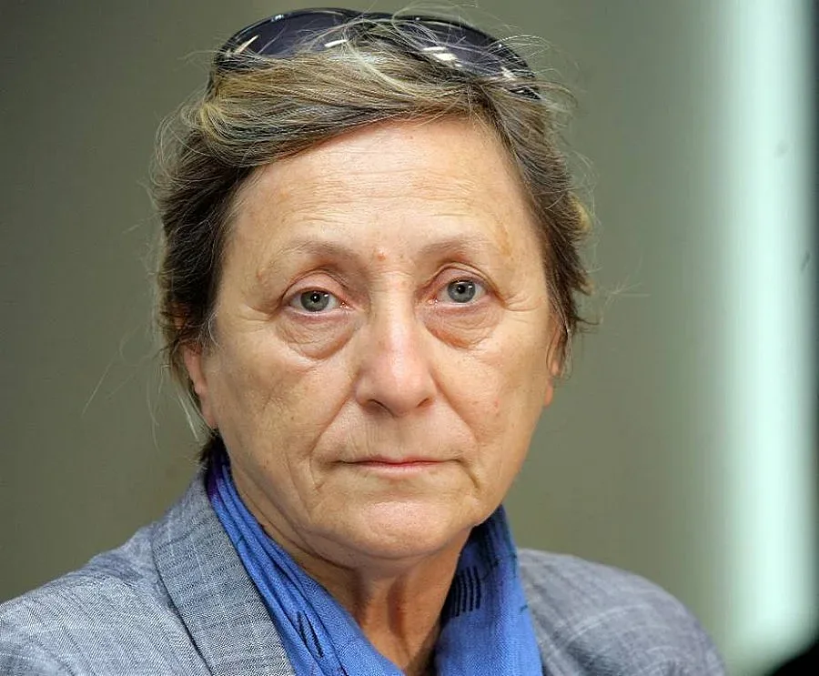 Нешка Робева: Подкрепям идеята, която носи Бареков