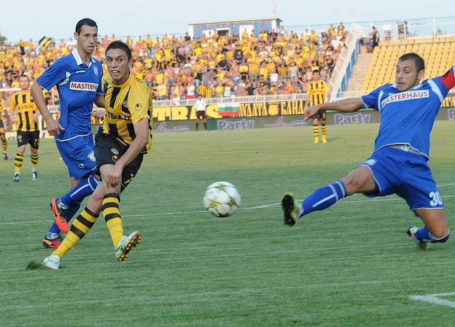 "Ботев" изгуби и Маци Огнянов