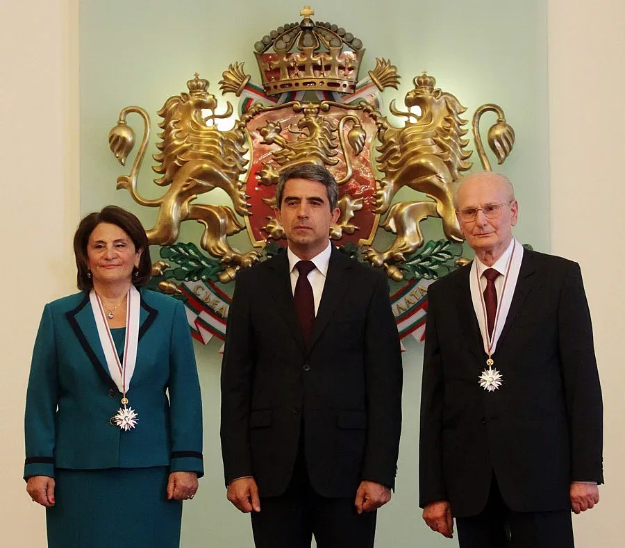 Виолина Маринова с орден "Стара планина"