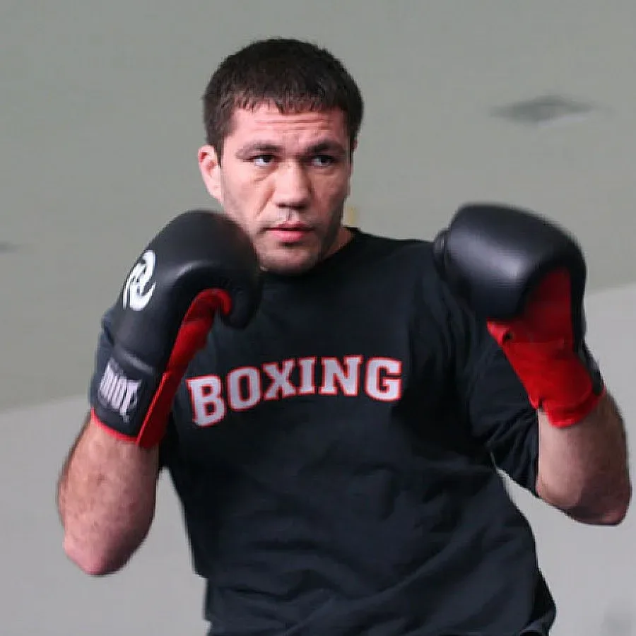 Уреждат мач на Кобрата у нас