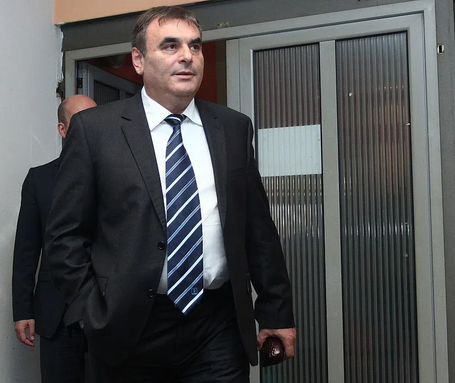 Папазов: Устойчиво намаляваме таксите за авиообслужване