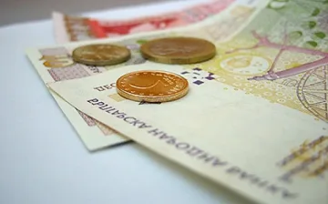 Орешарски черпи със 160 млн.