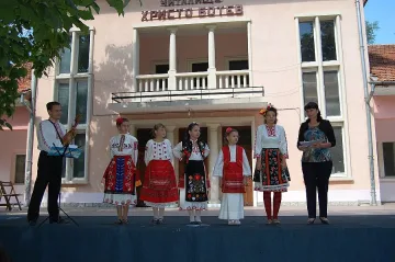 "Славейчета" от Монтана обикалят Европа с песен