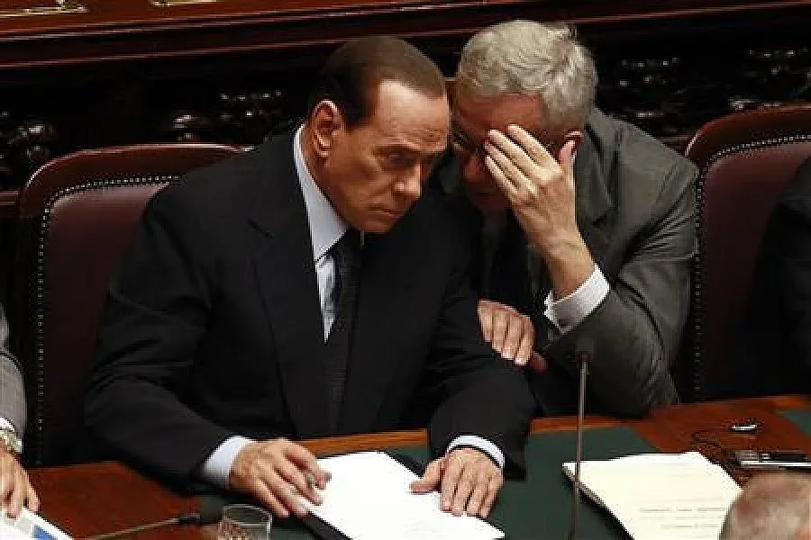 Обсъждат дали да изключат Берлускони от сената