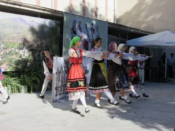 Северозапада пее и танцува в Берковица