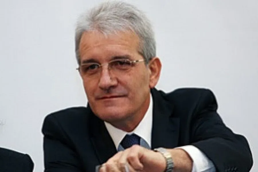 Аталай: Енергийната стратегия не се пише “на коляно”