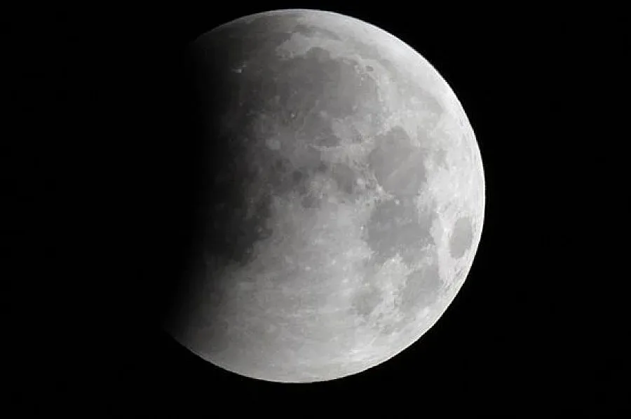 НАСА изпрати нова мисия на Луната