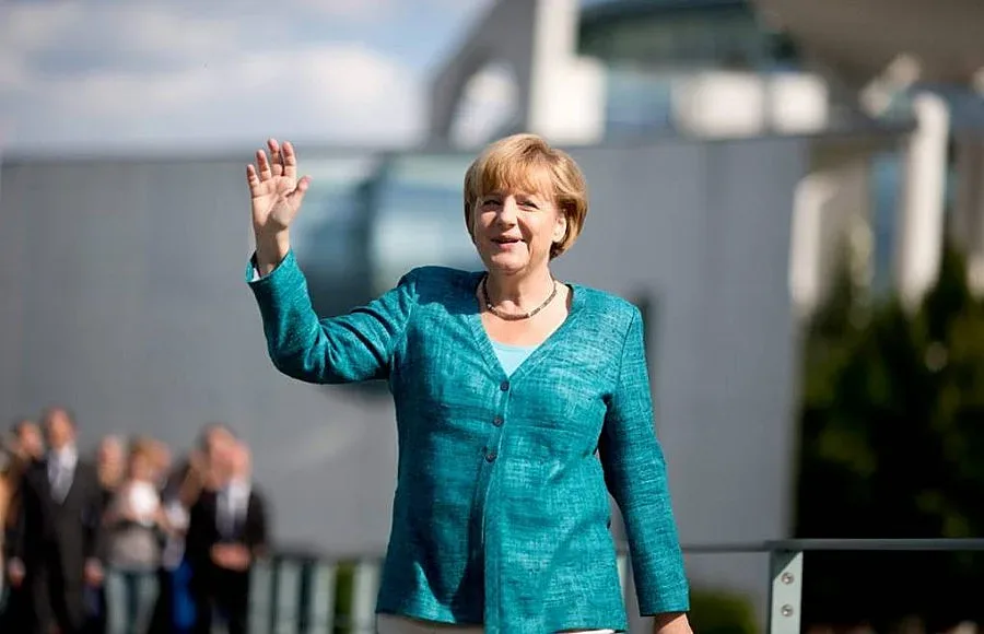 Стоте сака на Меркел