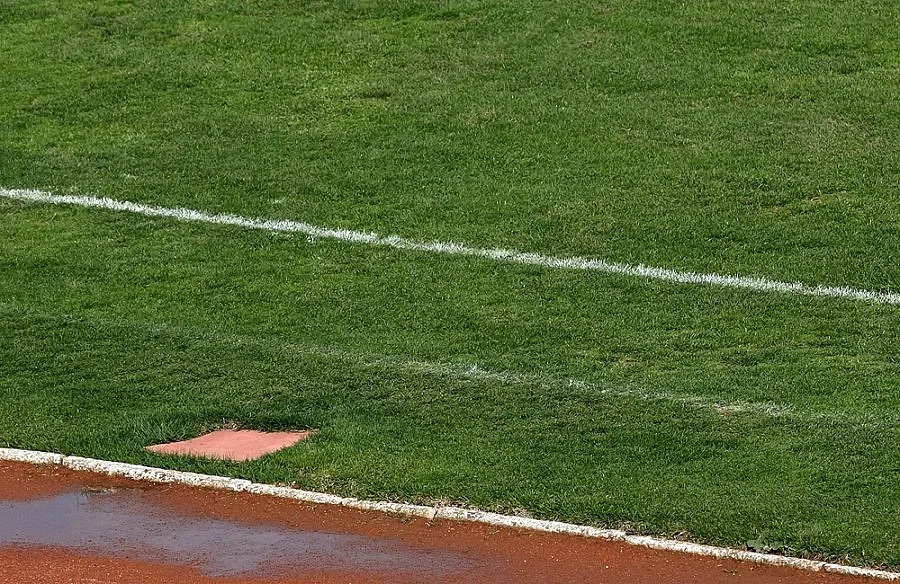 Дъжд отложи световната квалификация Русия – Люксембург