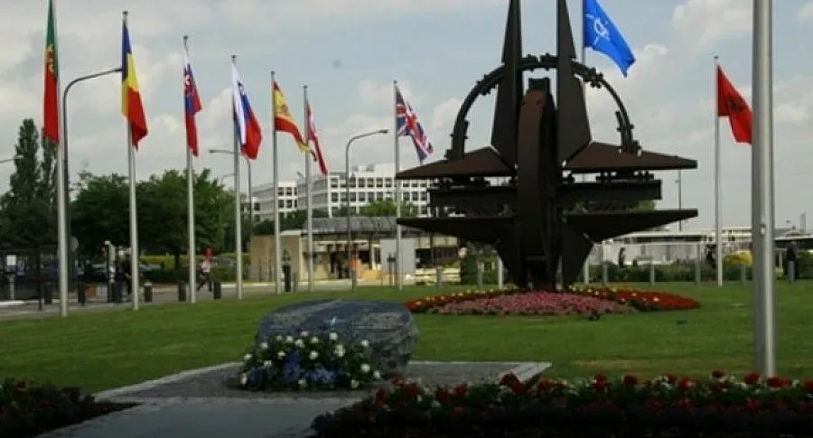 НАТО няма да участва във военния удар в Сирия