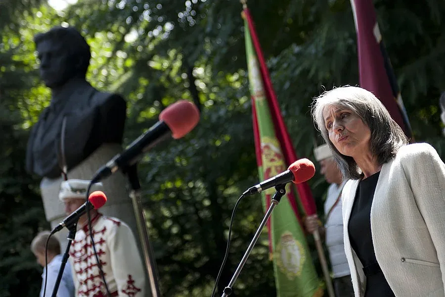 Маргарита Попова твърдо против военен удар в Сирия 