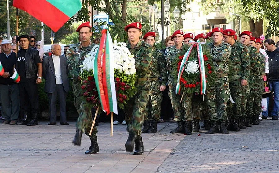 Отбелязват годишнината от Съединението в цялата страна