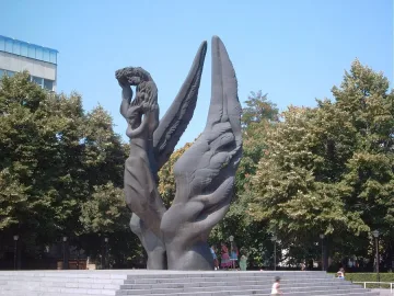 Плевнелиев и Орешарски заедно на Съединението